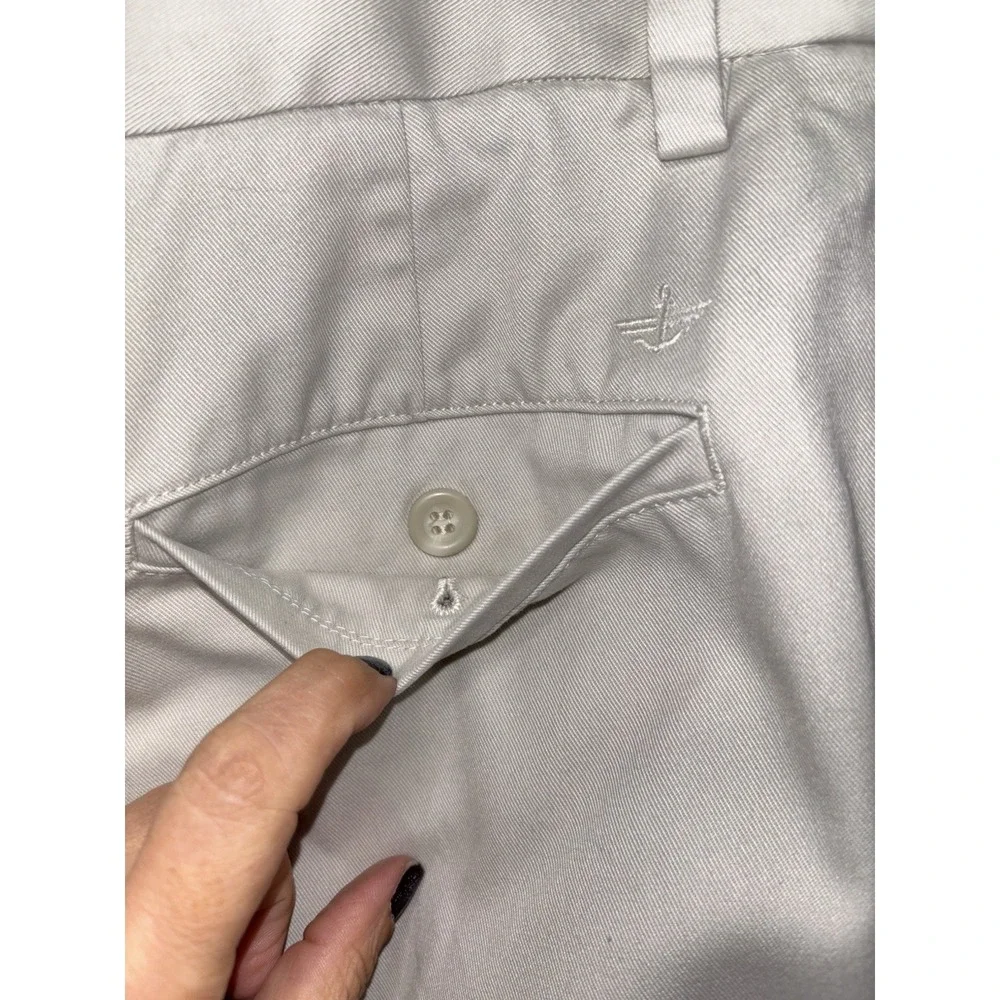 Dockers Khaki Pants Mens Beige Classic Fit Pleated Cotton Flex 34x26